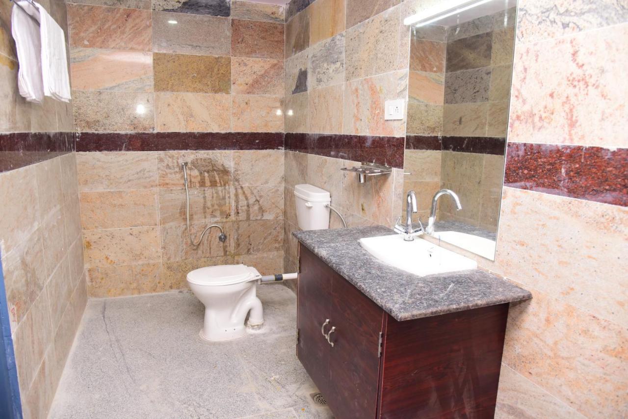 קראיקודי Thangam Residency מראה חיצוני תמונה
