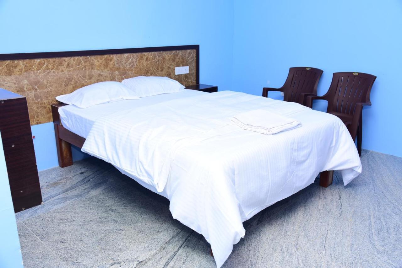 קראיקודי Thangam Residency מראה חיצוני תמונה