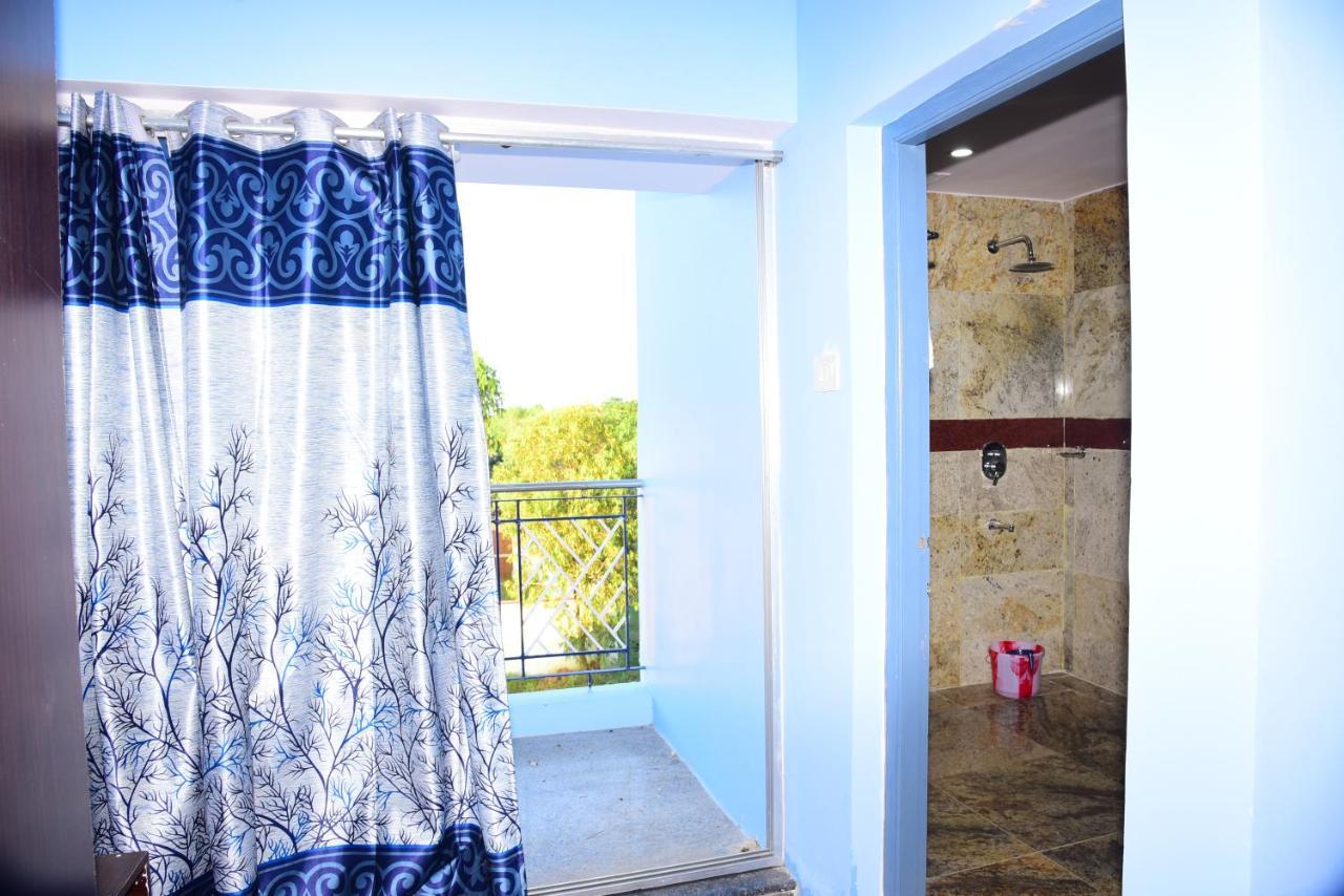 קראיקודי Thangam Residency מראה חיצוני תמונה