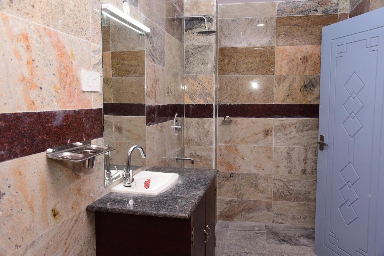קראיקודי Thangam Residency מראה חיצוני תמונה